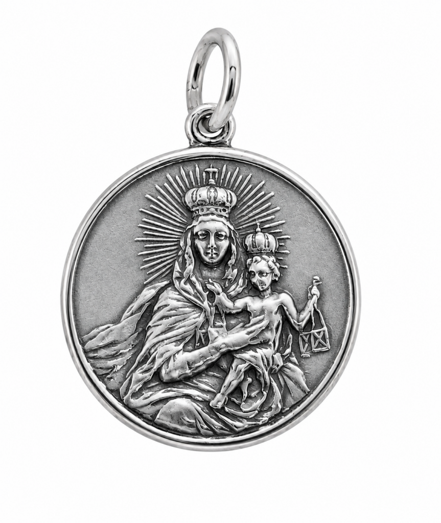 Medalla Virgen del Carmen en plata de Doña Sol